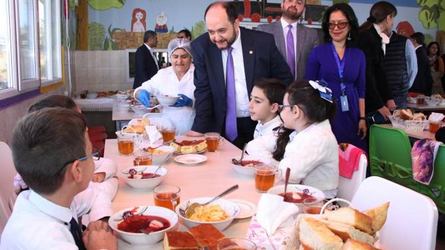 Կայուն դպրոցական սննդի կազմակերպումը Արագածոտնում փոխանցվել է ՀՀ կառավարությանը |armenpress.am|