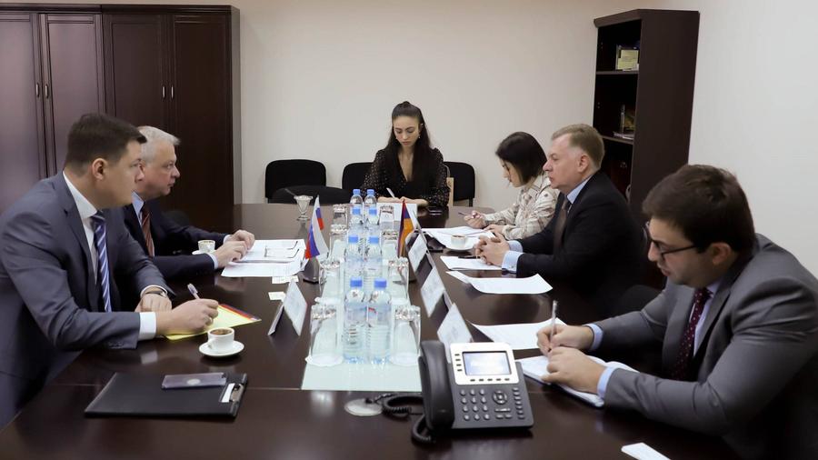 Տեղի են ունեցել քաղաքական խորհրդակցություններ Հայաստանի և Ռուսաստանի արտաքին գործերի նախարարությունների միջև