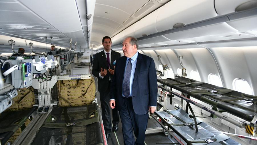 Նախագահ Արմեն Սարգսյանը Փարիզում հանդիպումներ է ունեցել Airbus և Air Asia ընկերությունների ղեկավարների հետ