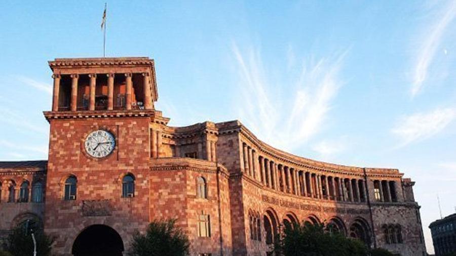 Կառավարությունը, որպես նվիրատվություն Հայաստանի Հանրապետությանը, ընդունեց Ծաղկաձոր քաղաքում գտնվող «Գոլդեն Փելիս» Հյուրանոց»-ը