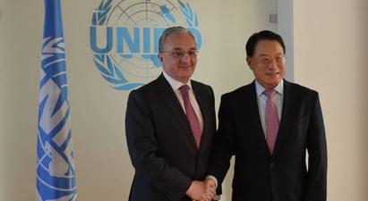 Զոհրաբ Մնացականյանը հանդիպել է ՄԱԿ-ի արդյունաբերական զարգացման կազմակերպության լխավոր տնօրենի հետ