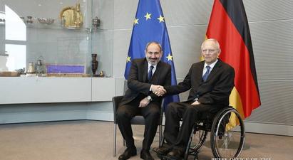 Մեկնարկեց ՀՀ վարչապետի և Բունդեսթագի նախագահի հանդիպումը |armenpress.am|
