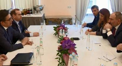 Նիկոլ Փաշինյանը Մյունխենում հանդիպել է Հյուսիսային Մակեդոնիայի նախագահի հետ