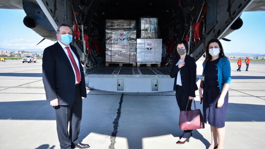 Լիտվական ռազմական օդանավով Հայաստան է տեղափոխվել 10 600 դեմքի պաշտպանիչ վահաններ
