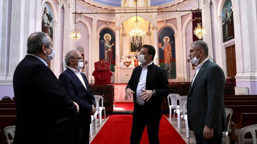 Ստամբուլի քաղաքապետն այցելել է վերջերս հարձակման ենթարկված Սուրբ Գրիգոր Լուսավորիչ եկեղեցի  |tert.am|