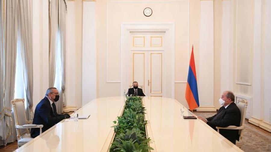 Արմեն Սարգսյանն ընդունել է Արցախի ԱԺ նախագահին