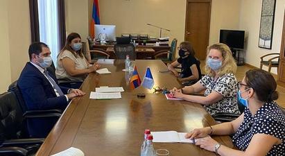 Նախարար Սուրեն Պապիկյանը հրաժեշտի հանդիպում է ունեցել Երևանում Եվրոպայի խորհրդի գրասենյակի ղեկավար Նատալյա Վուտովայի հետ