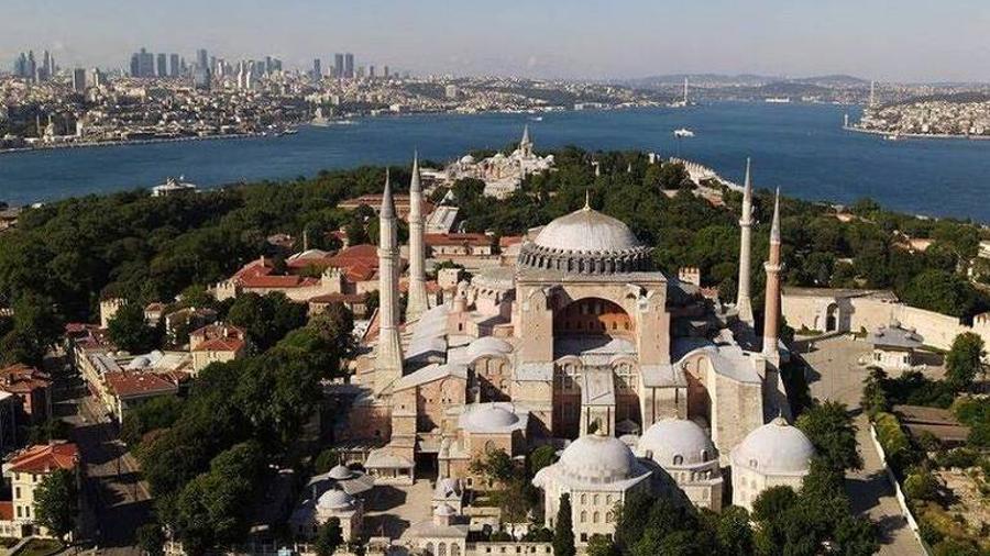 Եկեղեցի-մզկիթ-թանգարան ու կրկին մզկի՞թ. Թուրքիան փորձում է փոխել Այա Սոֆիայի կարգավիճակը |armtimes.com|