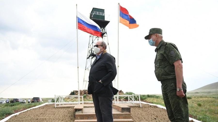 Նախագահ Արմեն Սարգսյանն այցելել է Հայաստանի պետական սահման, եղել Ռուսաստանի սահմանապահ զորքերի ջոկատում