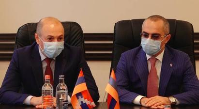 Հայաստանի և Արցախի ՊԵԿ նախագահները քննարկել են գործակցության հեռանկարները

