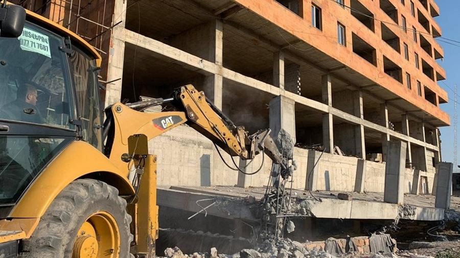 Նորք-Մարաշում կառուցապատողը քանդել է ինքնակամ կառույցը
