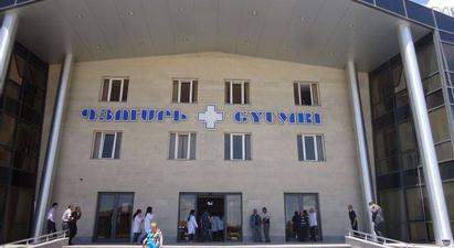 Գյումրու ինֆեկցիոնի՝ կորոնավիրուսով հիվանդները տեղափոխվում Երևան․ հարազատները դեմ են |armtimes.com|