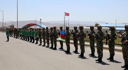 Թուրքիայի պաշտպանության նախարարն Ադրբեջանում անձամբ է ղեկավարել ԼՂ-ի վրա հարձակումը. «Կոմերսանտ»

 |armenpress.am|