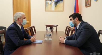 Արման Եղոյանը հանդիպել է Հայաստանում ՄԱԿ-ի մշտական համակարգող Շոմբի Շարփին