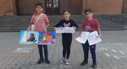 Էրիկը, Անահիտն ու Էդիկը՝ Արցախի համար․ երեխաները վաճառում են իրենց նկարներն ու հասույթը փոխանցում «Հայաստան» համահայկական հիմնադրամին
