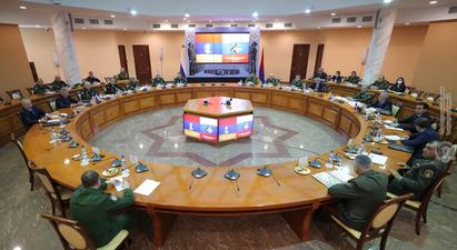 Տեղի է ունեցել ՀՀ և ՌԴ պաշտպանության նախարարների գլխավորած պատվիրակությունների հանդիպումը