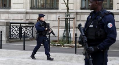 Փարիզի ոստիկանությունն ապամոնտաժել է քաղաքի հրապարակում փախստականների տեղադրած 500 վրանները |tert.am|