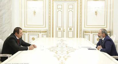 Ասել եմ, որ ստեղծված իրավիճակից միակ ելքն իր հրաժարականն է վայրկյան շուտ․ Ծառուկյանը Փաշինյանի հետ հանդիպման մասին

 |armenpress.am|