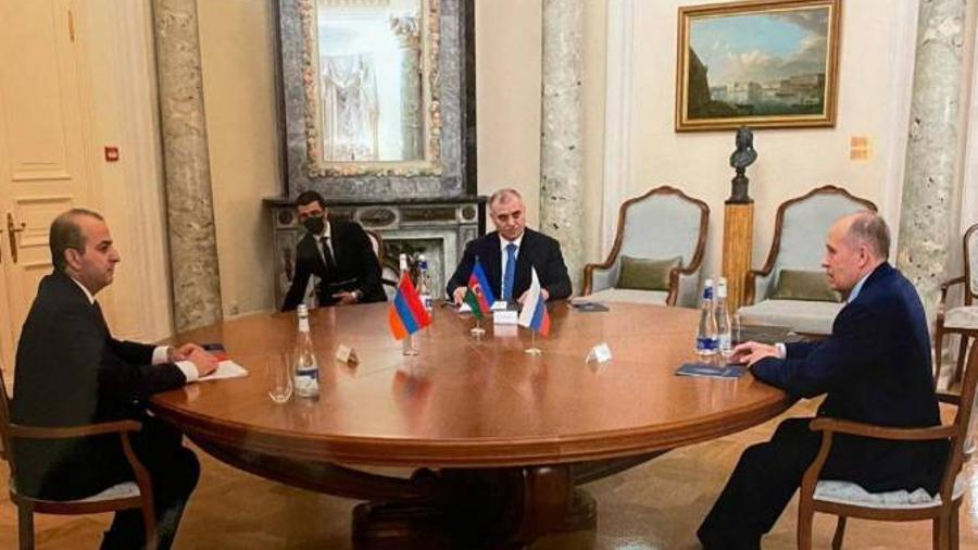 Հայաստանի ԱԱԾ տնօրենը Մոսկվայում հանդիպել է ադրբեջանցի պաշտոնակցի հետ