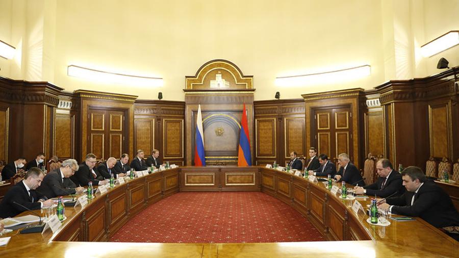 Կառավարությունում կայացել է ՀՀ և ՌԴ կառավարական պատվիրակությունների հանդիպումը
