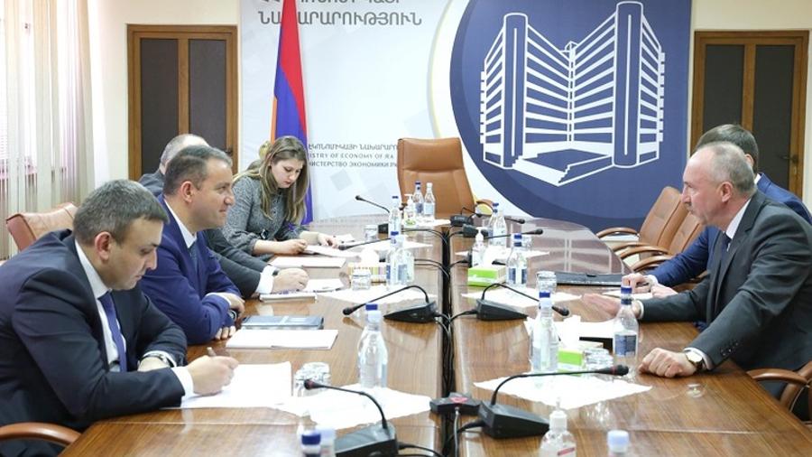 ՀՀ էկոնոմիկայի նախարարն ու Բելառուսի դեսպանը քննարկել են հայ-բելառուսական համագործակցության հեռանկարները
