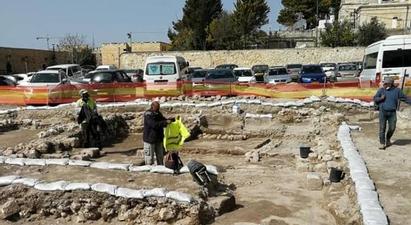 Երուսաղեմի հայկական մանկապարտեզի վերանորոգման աշխատանքների ընթացքում հայտնաբերվել են կարևոր հնագիտական նյութեր

 |armenpress.am|