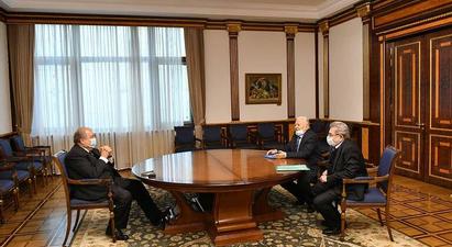 Արմեն Սարգսյանը հանդիպել է ԳԱԱ նախագահ Ռադիկ Մարտիրոսյանի և փոխնախագահ Յուրի Շուքուրյան հետ