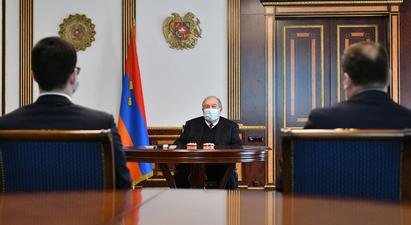 Բադասյանը ՀՀ նախագահին պարզաբանումներ է ներկայացրել Դատական օրենսգրքում փոփոխությունների օրենսդրական փաթեթի վերաբերյալ