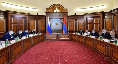 Կառավարությունում կայացել է ՀՀ և ՌԴ փոխվարչապետների հանդիպումը
