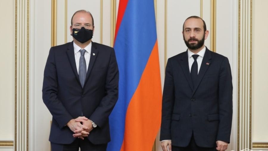 ԱԺ նախագահն ու Կիպրոսի պաշտպանության նախարարն անդրադարձել են ԼՂ-ում թուրք-ադրբեջանական ագրեսիային