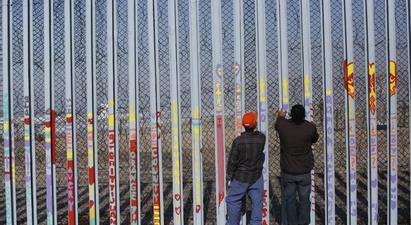 Բայդենը չեղյալ է հայտարարել Մեքսիկայի հետ սահմանին պատի ֆինանսավորման նախագծերը |tert.am|