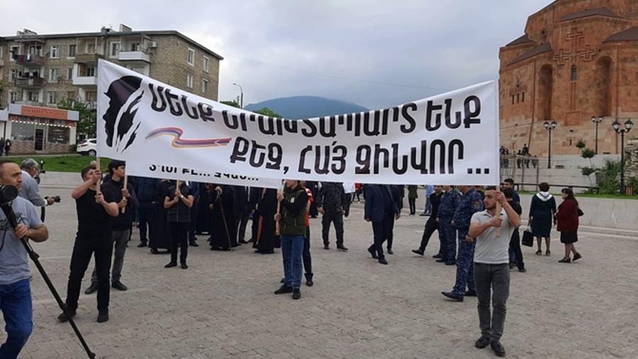Արցախում Մայիսի 9-ի միջոցառումները մեկնարկել են խաչերթով

 |armenpress.am|