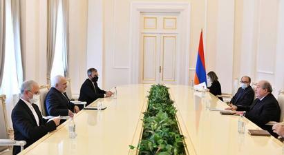 ՀՀ նախագահն ու Իրանի արտգործնախարարն քննարկել են հայ-իրանական երկկողմ օրակարգը


