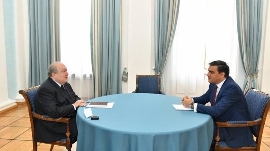 Արմեն Սարգսյանն ու Մարդու իրավունքների պաշտպանը քննարկել են հայ– ադրբեջանական սահմանին տիրող իրավիճակը