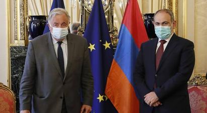 Ադրբեջանից հայ գերիների վերադարձի քայլերը կրելու են շարունակական բնույթ. Ֆրանսիայի Սենատի նախագահը՝ Փաշինյանին