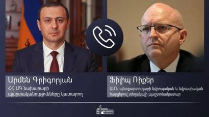 Ֆիլիպ Ռիքերն Արմեն Գրիգորյանի հետ հեռախոսազրույցում կարևորել է հայ- ադրբեջանական սահմանին իրավիճակի կարգավորումը

