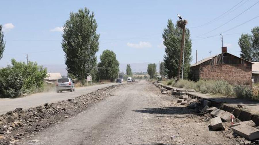 Ղարիբջանյան համայնքի ճանապարհը հիմնանորոգվում է |armenpress.am|