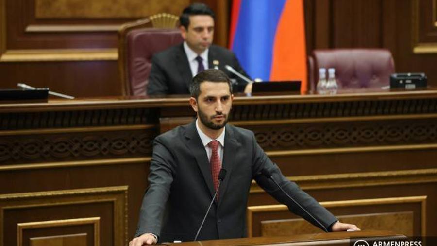 ԱԺ-ի օրակարգում մնացել է Կառավարության գործունեության ծրագրին հավանություն տալու մասին հարցը |armenpress.am|

