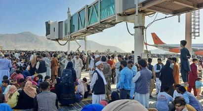 Թալիբները Քաբուլի օդանավակայանում կուտակված անձանց կոչ են արել տուն վերադառնալ |armenpress.am|
 
