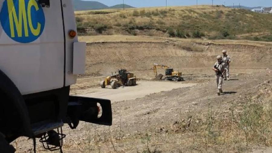 Խաղաղապահներն ապահովում են Արցախում ջրամբարի շինարարական աշխատանքների անվտանգությունը   |armenpress.am|