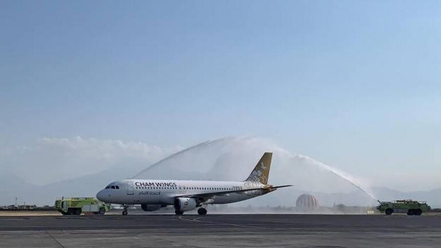 Զվարթնոց օդանավակայանում վայրէջք է կատարել Հալեպ-Երևան-Հալեպ չվերթով ժամանած առաջին օդանավը |armenpress.am|