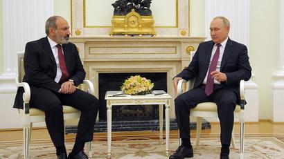 Pashinyan called the meeting with Putin effective