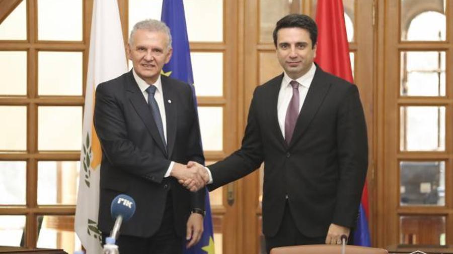 Հայաստան-Կիպրոս-Հունաստան եռակողմ հարաբերությունները Կիպրոսի առաջնահերթություններից են. հանդիպել են Ալեն Սիմոնյանն ու Կիպրոսի նախագահի հանձնակատարը