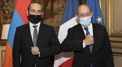 Ֆրանսիայի արտգործնախարարը հանդիպել է Միրզոյանի և Բայրամովի հետ |azatutyun.am|