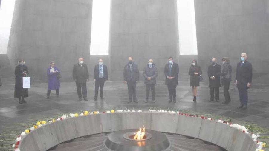 Հունաստանի խորհրդարանի պատգամավորներն այցելել են Հայոց ցեղասպանության հուշահամալիր
