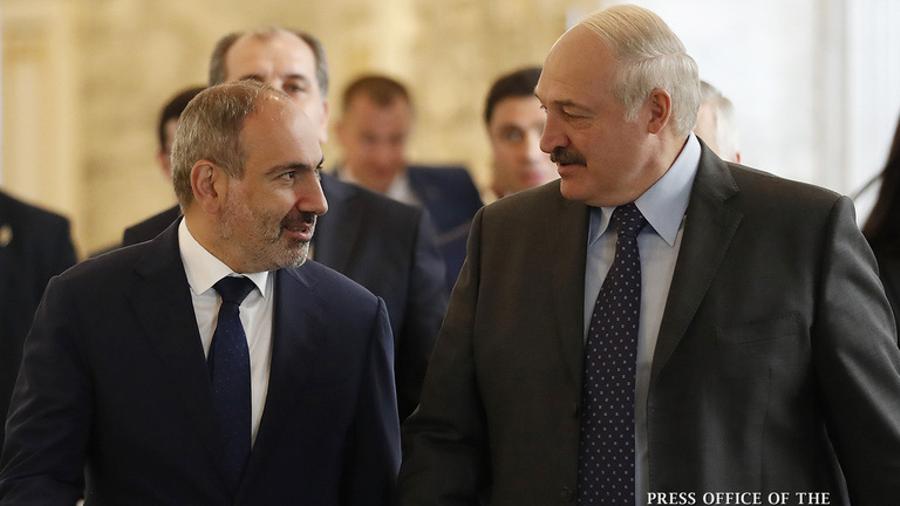 Lukashenko, Putin and Pashinyan stressed that their main task is to prevent the penetration of armed gangs from outside into Kazakhstan