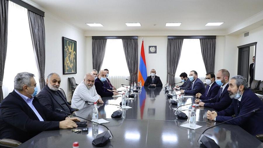 ԱԳ նախարարը Ռուբեն Ռուբինյանի և փորձագիտական հանրույթի ներկայացուցիչների քննարկել է հայ-թուրքական հարաբերությունների կարգավորման գործընթացը

