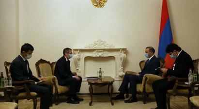 ԱԽ քարտուղարը հանդիպել է Հայաստանում Ղազախստանի արտակարգ և լիազոր դեսպան Իմանբաև Բոլատ Բարիևիչի հետ