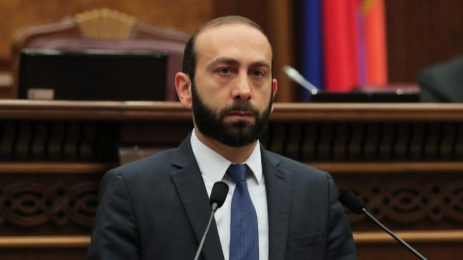 We have negotiated and agreed with all the countries bordering the West with Ukraine: diplomats will support Armenian citizens crossing the border. Mirzoyan