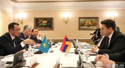 Ալեն Սիմոնյանը և Ղազախստանի Սենատի նախագահը քննարկել են ադրբեջանական զինված ուժերի սադրիչ գործողություններն Արցախում
